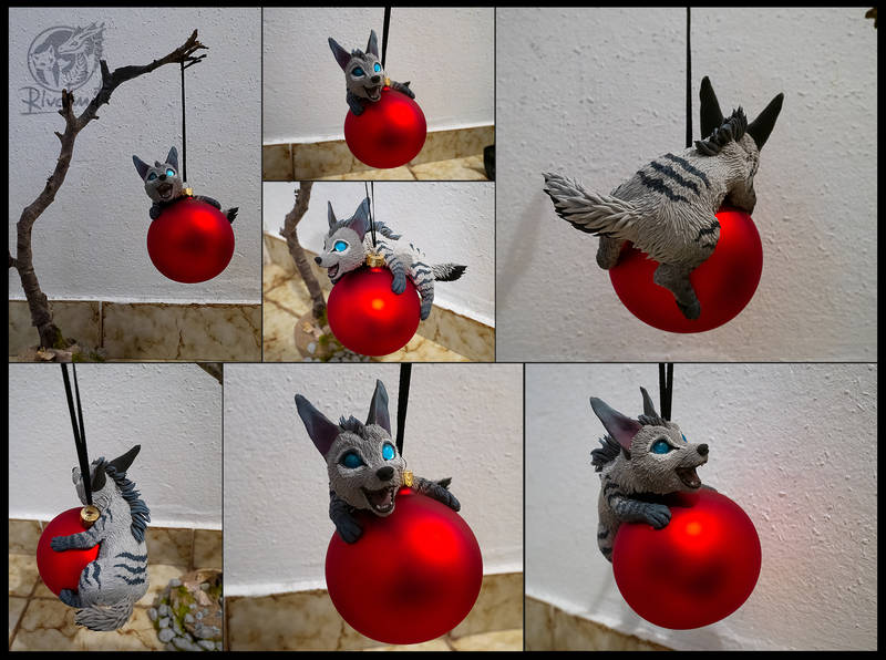 Christmass raffle raffle hyena christmass sculpture