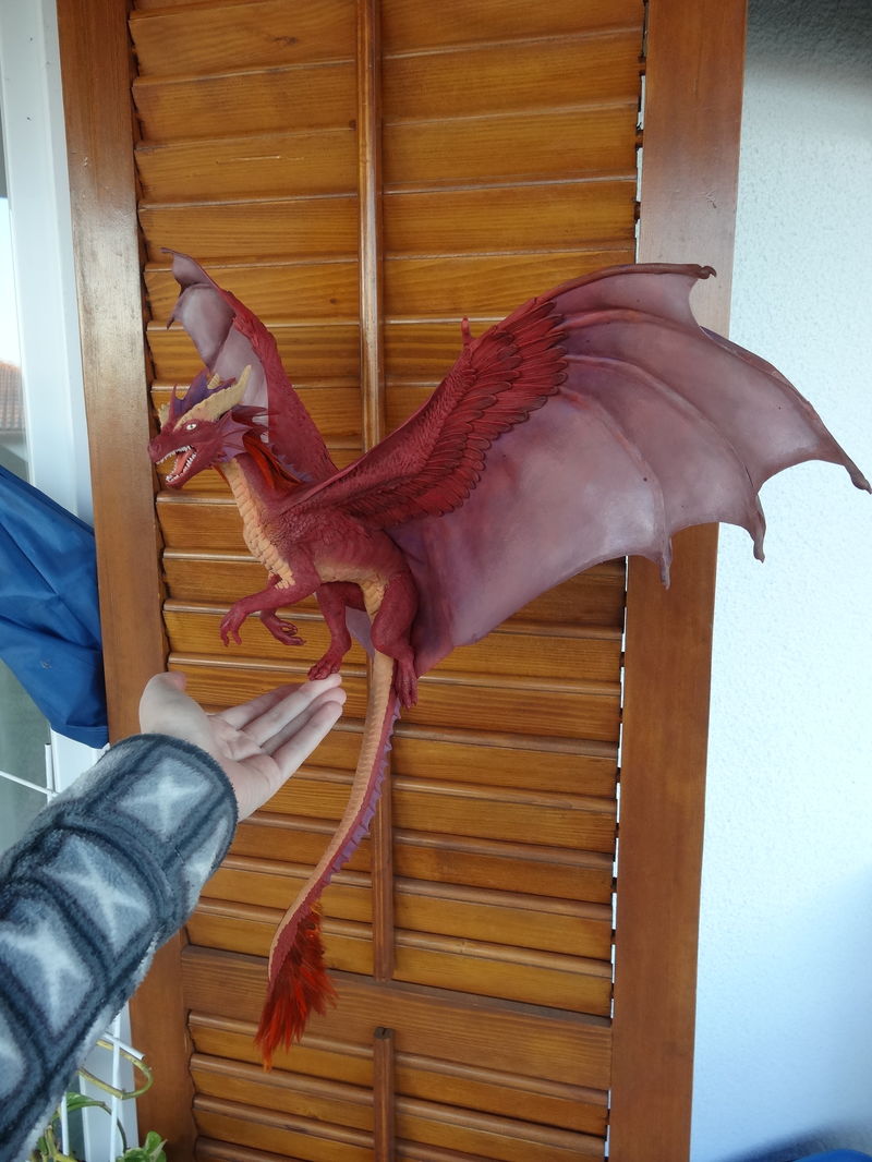  sculpture commission artwork dragon furry companion balanced  Painting the wings and back