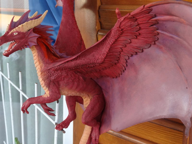  sculpture commission artwork dragon furry companion balanced  Adding the stripes