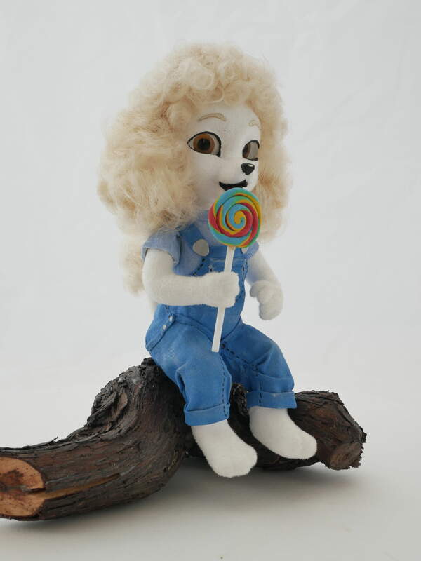  poodle dog sculpture art traditinal lollipop blond All I need for him now is a little river for him to sit by :D