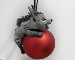 raffle hyena christmas sculpture art 